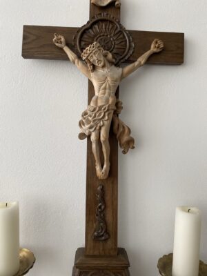 Kreuz aus Holz